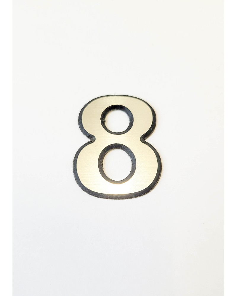 Цифра 8, сребриста цифра 4 см