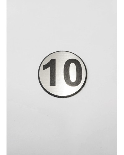 Цифра 10, сребрист кръг 4 см