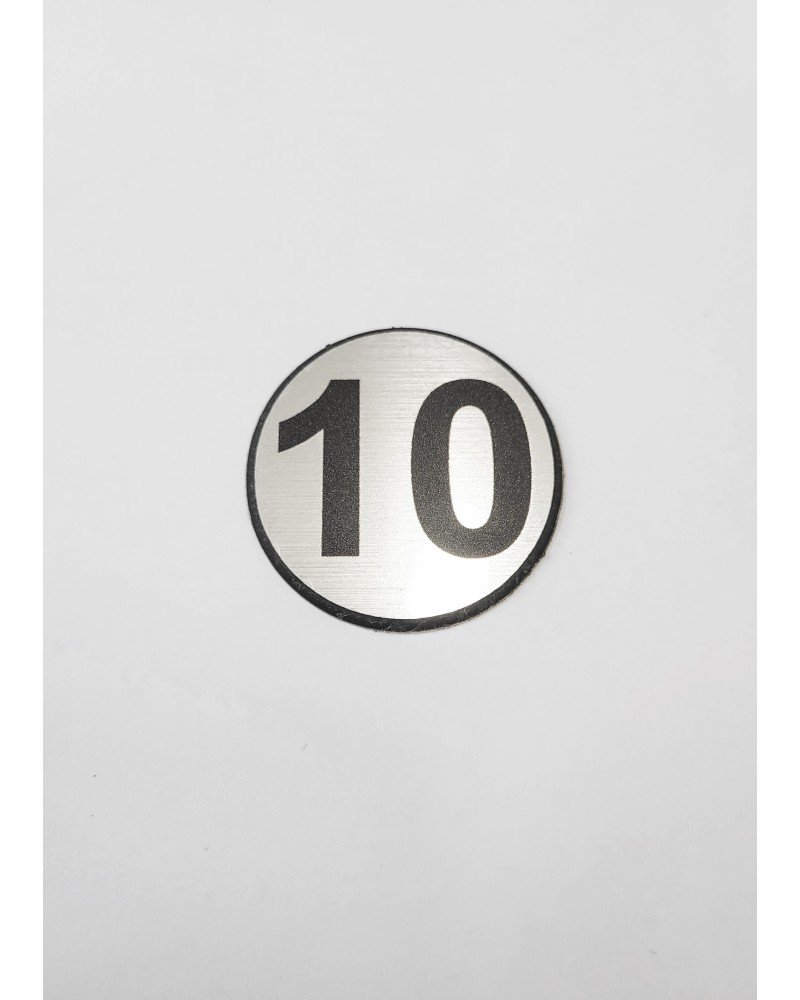 Цифра 10, сребрист кръг 4 см