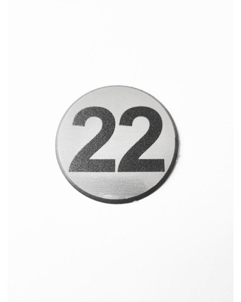 Цифра 22, сребрист кръг 4 см